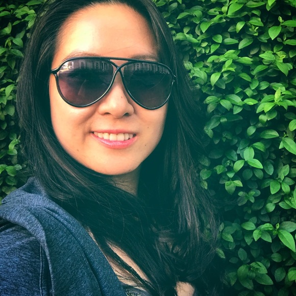 Meet your seller EMIU :) Top 10% & Top Rated! - Picture 4 of 7